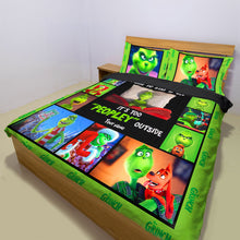 Load image into Gallery viewer, Personalized Christmas Quilt Set with Grinch Design for Kids & Family