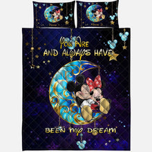 Load image into Gallery viewer, Personalized Couple Quilt Set with Mouse Design for Anniversary or Valentine's Day