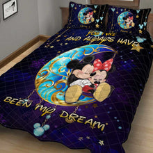 Load image into Gallery viewer, Personalized Couple Quilt Set with Mouse Design for Anniversary or Valentine's Day