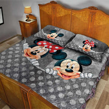 Load image into Gallery viewer, Personalized Mouse Quilt Set with Names for Couples | Valentine’s Day Gift