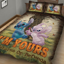 Load image into Gallery viewer, Personalized Quilt Set with Couple's Names Ideal for Anniversary or Valentine's Day