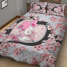 Load image into Gallery viewer, Personalized Mouse Quilt Set with Cute Floral Design for Kids