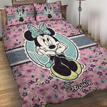 Load image into Gallery viewer, Personalized Minnie Mouse Quilt Set with Pillow Covers for Kids