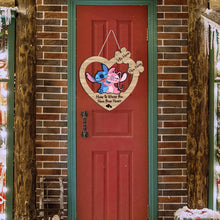 Load image into Gallery viewer, Personalized Ohana Wood Sign Custom Family Name Christmas Gift
