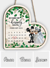 Load image into Gallery viewer, Personalized Heart-Shaped Wood Sign Custom Couple Gift for Anniversary