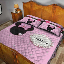 Load image into Gallery viewer, Personalized Pink Minnie Mouse Quilt Set with Pillow Covers for Kids