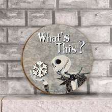 Load image into Gallery viewer, Personalized Interchangeable Wood Sign with Seasonal Charms