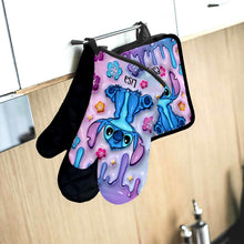 Load image into Gallery viewer, Personalized Ohana Oven Mitts & Pot Holder Set Custom Name Gift for Home