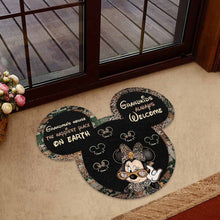 Load image into Gallery viewer, Personalized Grandma Shaped Doormat for Mother's Day Gift