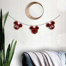 Load image into Gallery viewer, Personalized Nana Mouse Garland for Grandma | Custom Home Decor