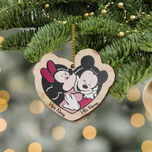Load image into Gallery viewer, Personalized Christmas Mouse Wooden Pop Out Ornament Gift for Husband