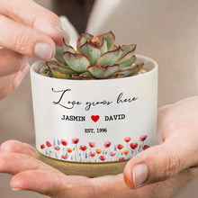 Load image into Gallery viewer, Personalized Ceramic Plant Pot Custom Name Gift for Couples