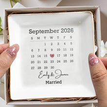 Load image into Gallery viewer, Personalized Jewelry Dish Custom Names Special Date Gift for Couples