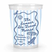 Load image into Gallery viewer, Personalized Frosted Cups Custom Beach Chair Design Bridal Party Gift