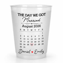 Load image into Gallery viewer, Personalized Frosted Cups Custom Heart Design Wedding Gift