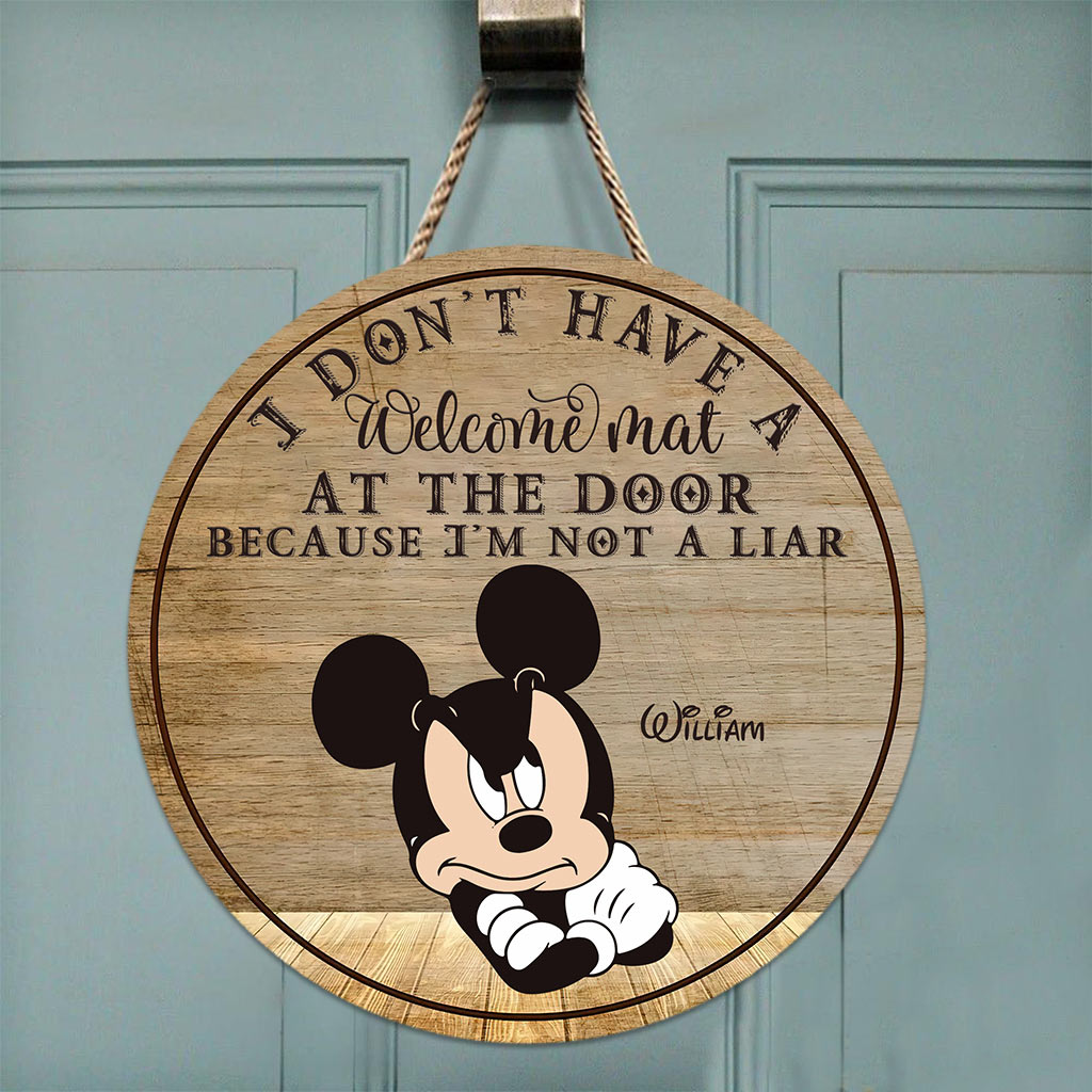 Personalized Round Wood Sign Custom Name Welcome Gift for Home