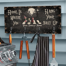Load image into Gallery viewer, Personalized Key Rack with Family Name Wall Decor Gift
