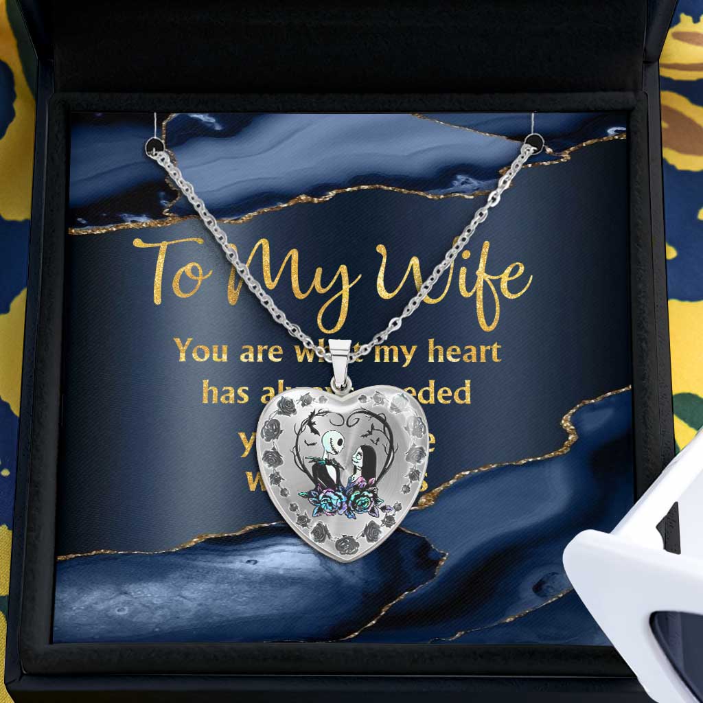 Personalized Heart Pendant Necklace for Couples with Custom Design