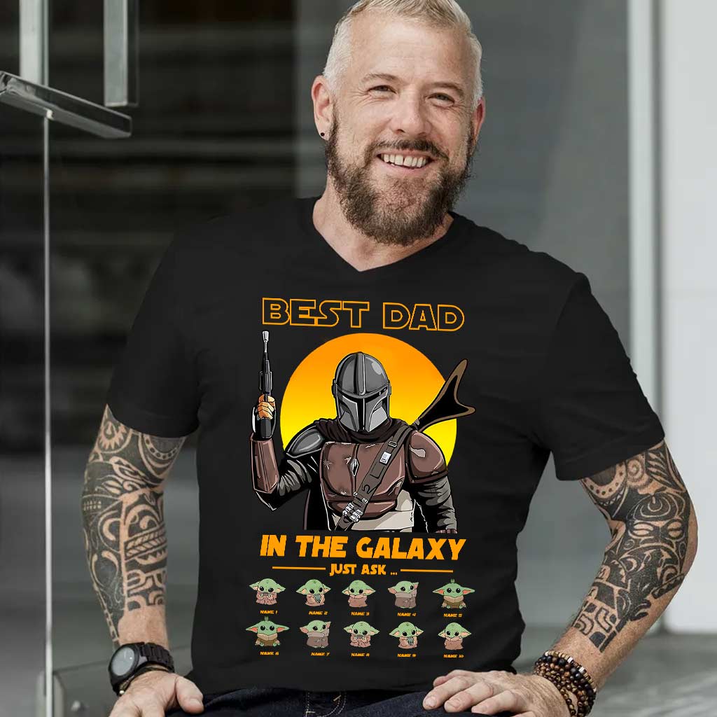 Personalized Best Dad In The Galaxy T-shirt & Hoodie Gift