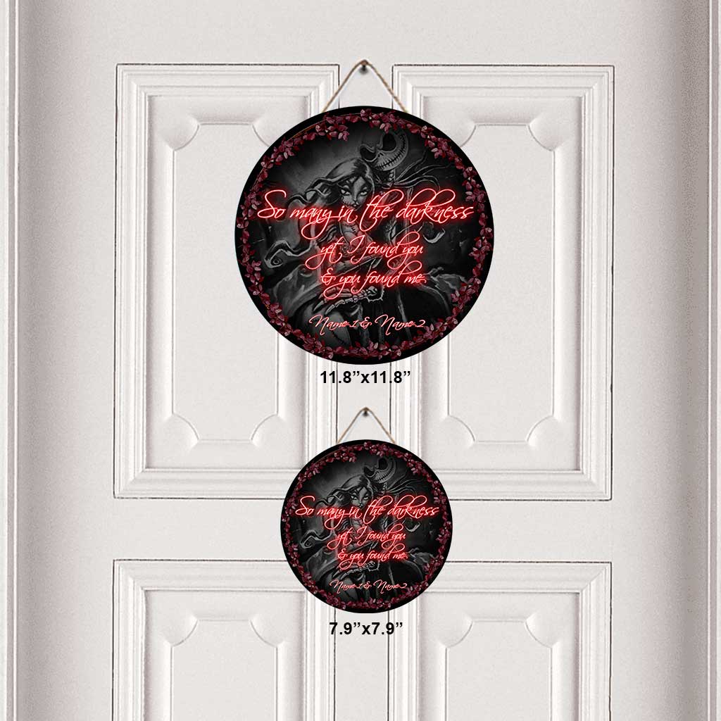 Personalized Couple Round Wood Sign with Dark Design for Home Decor