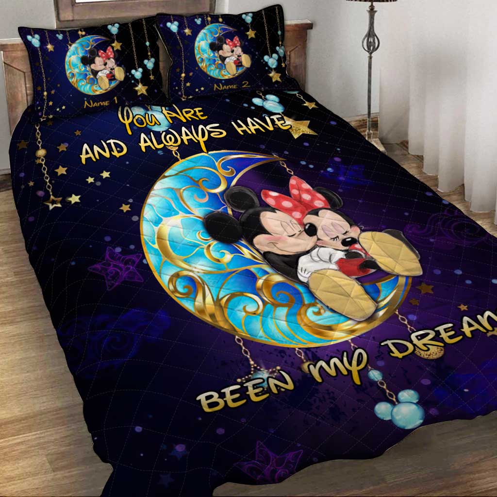 Personalized Couple Quilt Set with Mouse Design for Anniversary or Valentine's Day