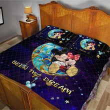 Load image into Gallery viewer, Personalized Couple Quilt Set with Mouse Design for Anniversary or Valentine's Day
