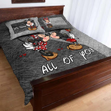Load image into Gallery viewer, Personalized Mouse Quilt Set Custom Name Bedspread Gift for Couples
