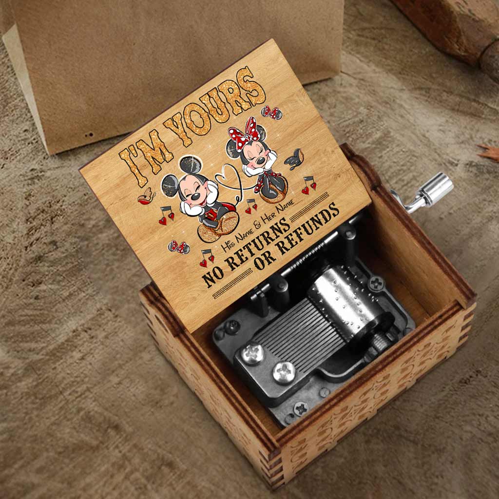 Personalized Hand Crank Music Box with Custom Names Gift