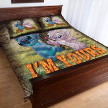Load image into Gallery viewer, Personalized Quilt Set with Couple's Names Ideal for Anniversary or Valentine's Day

