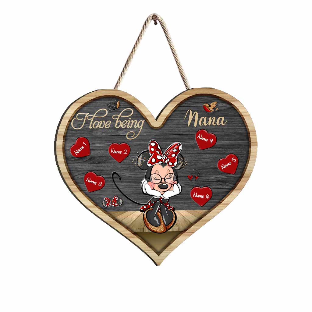 Personalized Heart-Shaped Grandma Wood Sign for Mother's Day