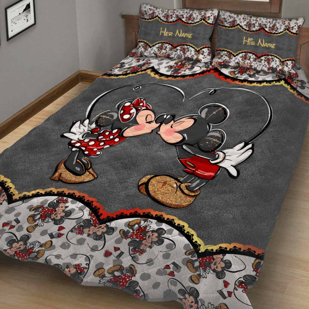 Personalized Mouse Quilt Set for Couples with Names - Cozy Gift