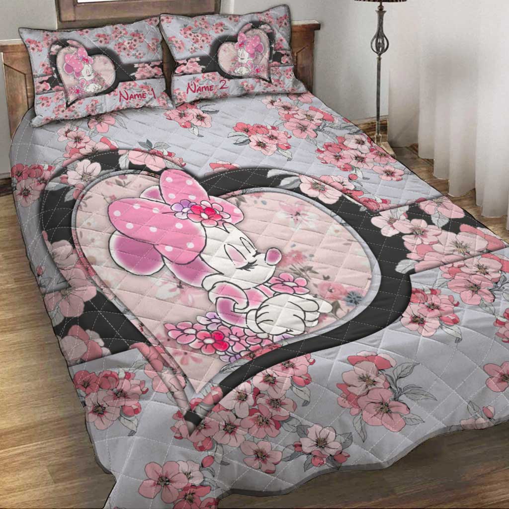 Personalized Mouse Quilt Set with Cute Floral Design for Kids
