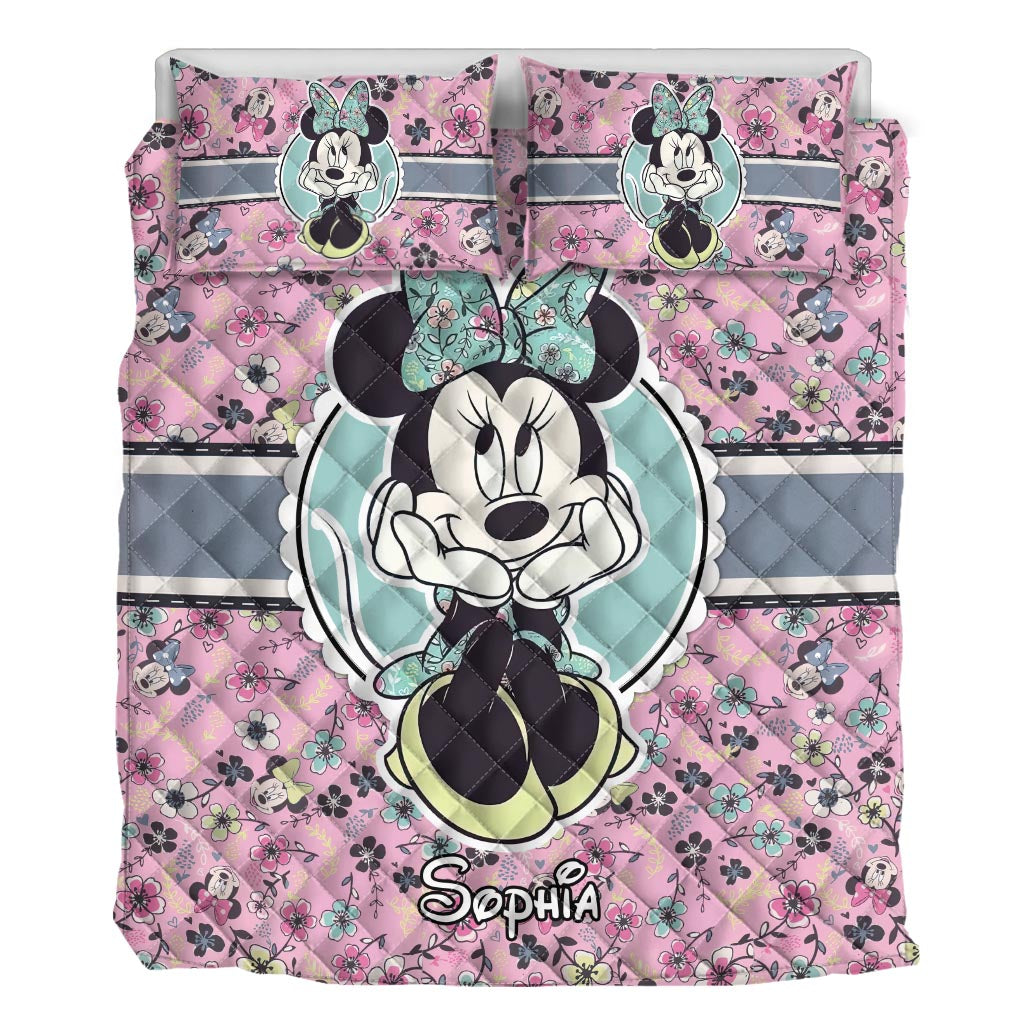 Personalized Minnie Mouse Quilt Set with Pillow Covers for Kids
