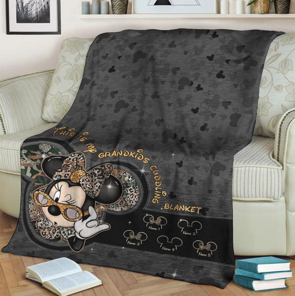 Personalized Cuddling Blanket for Grandma with Grandkids Names