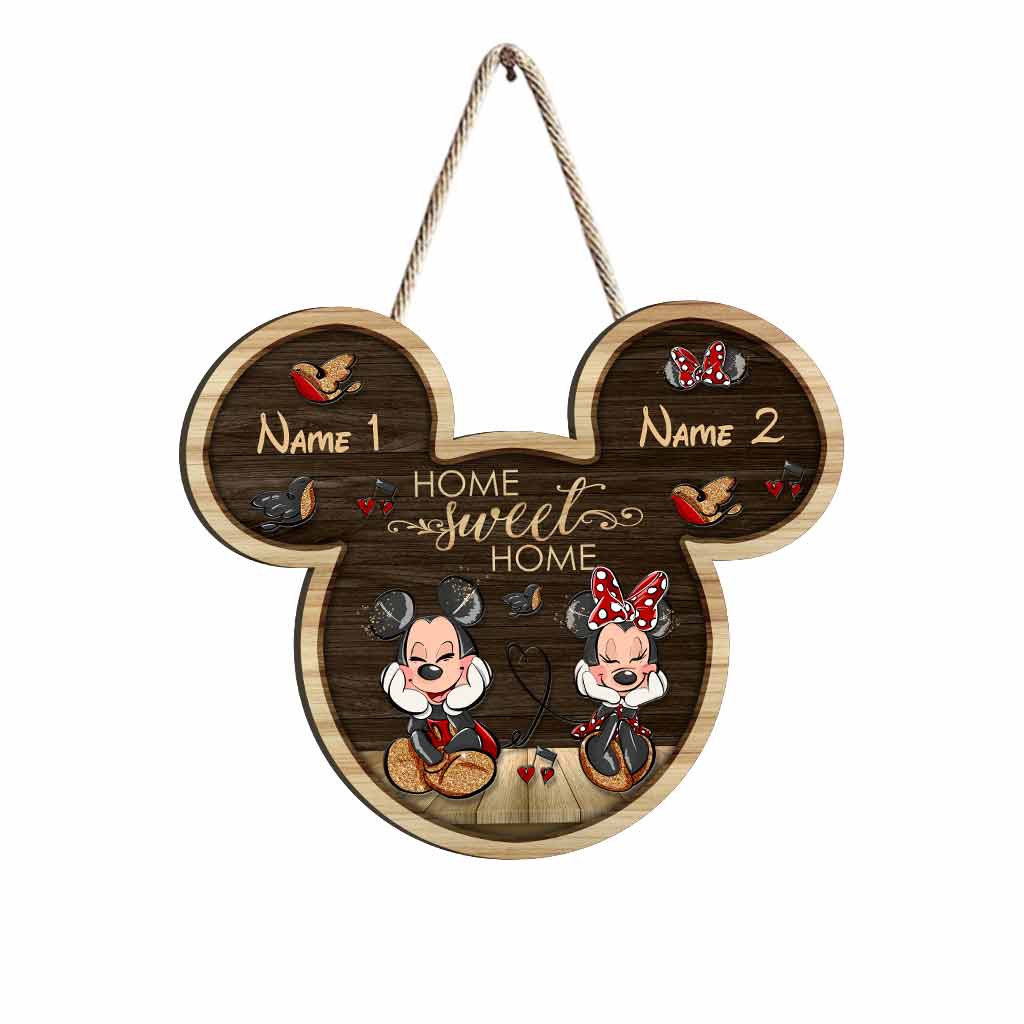 Personalized Mouse-Shaped Wood Sign Home Sweet Home Gift