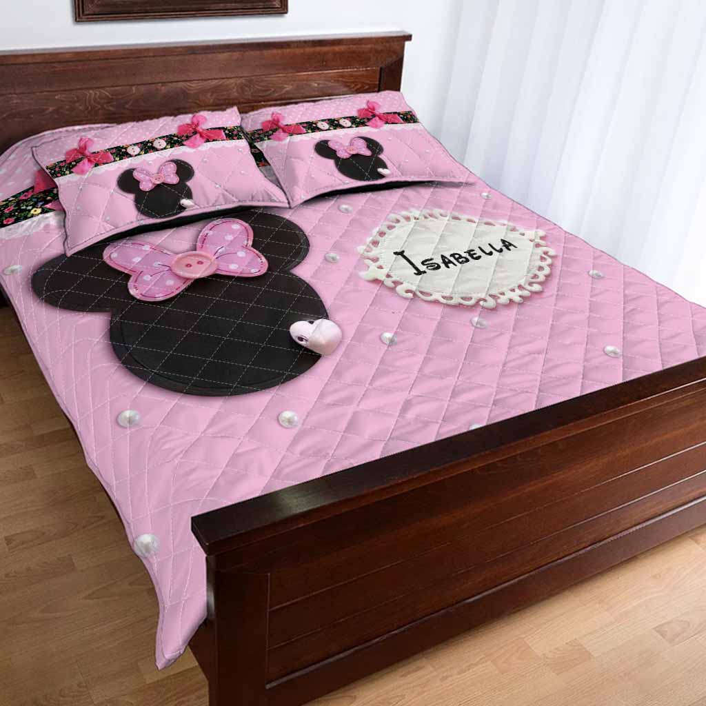 Personalized Pink Minnie Mouse Quilt Set with Pillow Covers for Kids