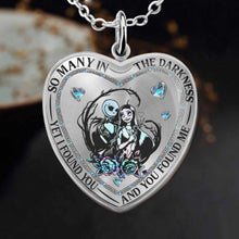 Load image into Gallery viewer, Personalized Sterling Silver Heart Pendant Necklace Gift for Her
