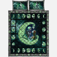 Load image into Gallery viewer, Personalized Nightmare Quilt Set Custom Names Couples Gift
