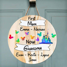 Load image into Gallery viewer, Personalized Mother's Day Round Wood Sign for Grandma with Custom Names
