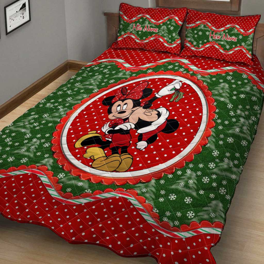 Personalized Christmas Quilt Set with Mouse Ears Design for Couples