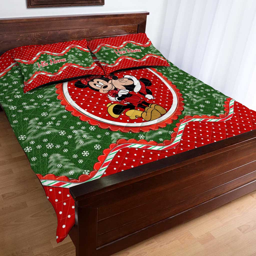 Personalized Christmas Quilt Set with Mouse Ears Design for Couples