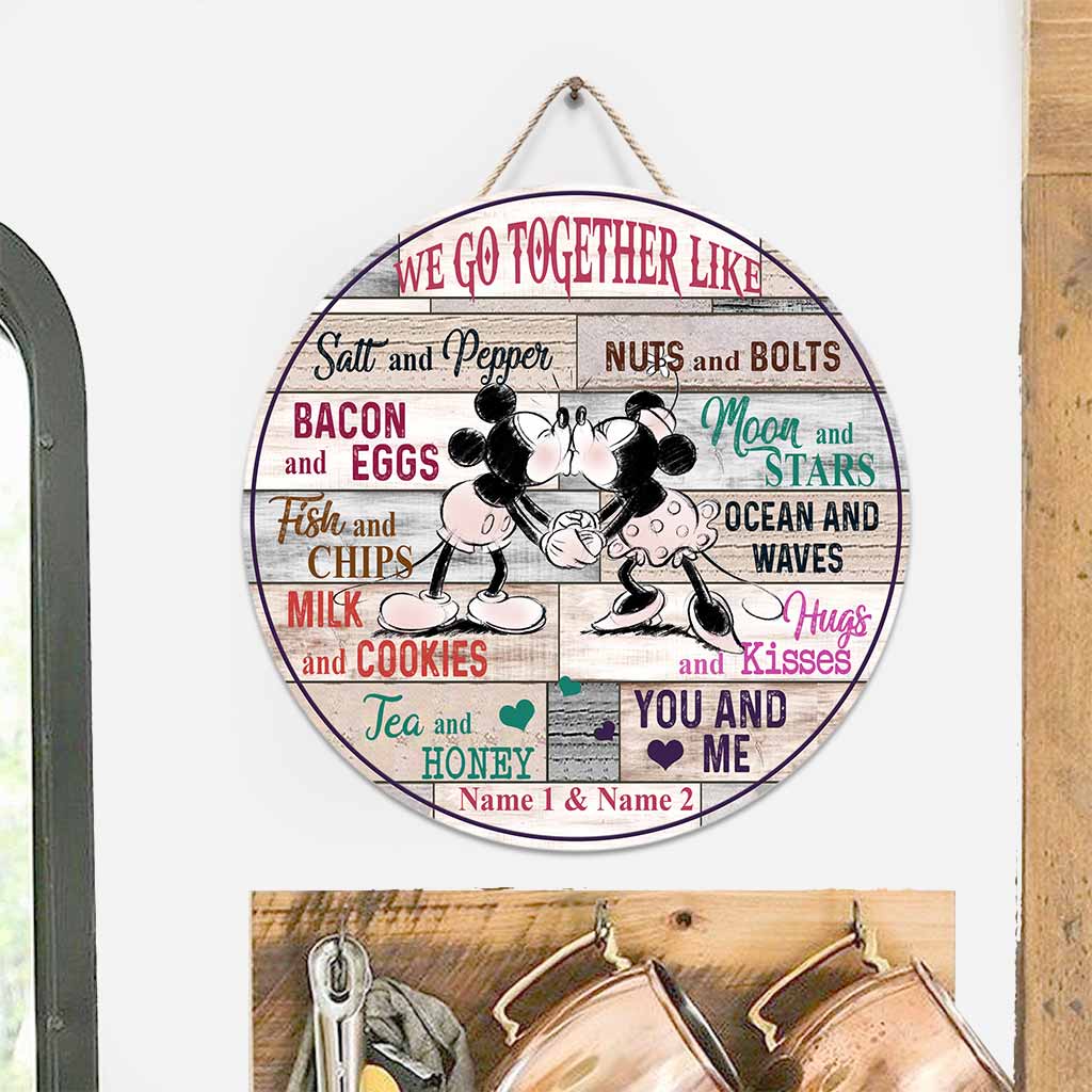 Personalized Round Wood Sign for Couples - Custom Name Gift