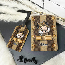 Load image into Gallery viewer, Personalized Leather Luggage Tag &amp; Passport Holder Set with Name for Travelers
