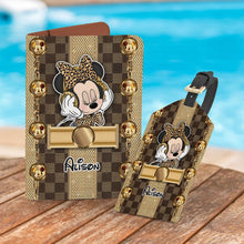 Load image into Gallery viewer, Personalized Leather Luggage Tag &amp; Passport Holder Set with Name for Travelers
