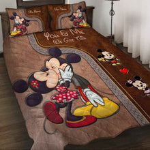 Load image into Gallery viewer, Personalized Mouse Quilt Set with Leather Pattern Print for Couples

