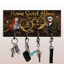 Load image into Gallery viewer, Personalized Rustic Wood Key Rack with Custom Names for Home Decor
