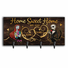 Load image into Gallery viewer, Personalized Rustic Wood Key Rack with Custom Names for Home Decor
