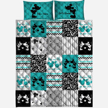 Load image into Gallery viewer, Personalized Mouse Quilt Set Custom Names Unique Gift for Couple
