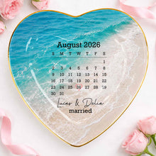 Load image into Gallery viewer, Personalized Heart Jewelry Dish Custom Name Gift for Couples
