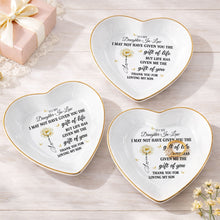 Load image into Gallery viewer, Personalized Heart-Shaped Jewelry Dish Custom Name Gift for Daughter-in-Law
